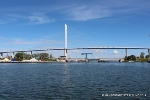 Blick von der Insel Dänholm zum Südhafen mit Rügenbrücke und Ziegelgrabenbrücke